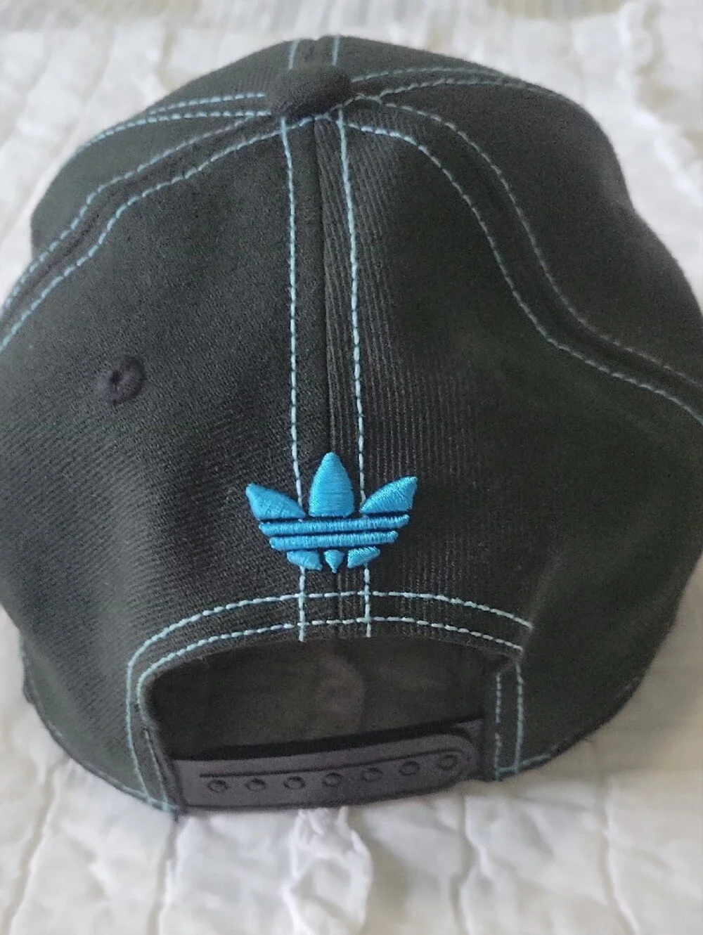 adidas Hat with Blue, White, & Black Trefoil Logo EUC Blue Stiches